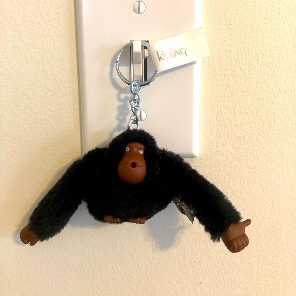 ✨Kipling monkey keychain✨